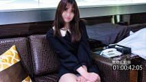 【大學生・羞耻】天真靦腆的認真姐姐。 無修正・生中出