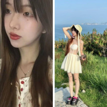 2025年4月最新，約炮學舞蹈的小美女，完美露臉，生活照對比，顏值高氣質好，床上也是一級棒