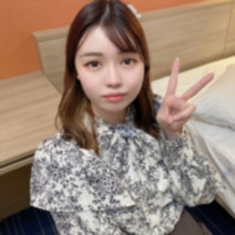 【2作品・連續中出】爆乳G罩杯♡美尻♡白皙皮膚，迷人的身材♡在醫療事務工作的小美。