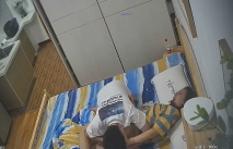 新流出高清偷拍 相處時間不是很久的情侶應該是第一次做愛很靦腆