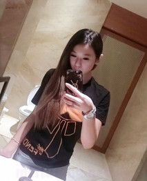 夜店妹騷騷的