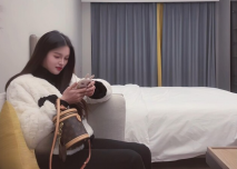 3000塊一炮，溫柔湖南美女，膚白胸大，純天然大白兔，配合聽話爆操，呻吟銷魂