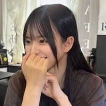 巨乳與學校泳裝的完美結合♡ Miru醬興奮地搖晃著她顫抖的J罩杯巨乳，我給了她一個大大的顏射。