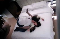 天眼偷拍 捲毛哥帶漂亮女友開房 女友皮膚又白 胸又大又挺 全力侍候小哥 最後有點像口爆吞精