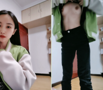 高冷氣質顏值美女！新人下海很直接！脫下褲子掰穴看，多毛小穴特寫，騷逼看著非常緊致