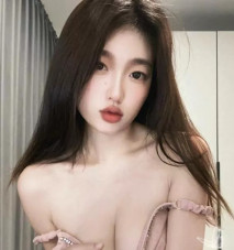 抖音美女網紅【Aying】表面看起來清純，沒想到背後竟然如此之騷