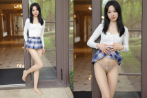 《頂級女神重磅泄密》秀人網模特極品清純女神【糖豆】誘惑私拍~露三點 學生制服透明可愛小內內道具手指自摸~炸裂