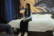 約炮170高挑妹妹，妹妹有點小害羞，兩度摘套有點搞-字幕版！