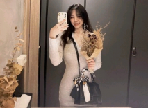 隱藏巨乳女自摸鮑魚