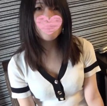 【無・個撮】與美魔女苗條人妻主婦的生動中出拍攝