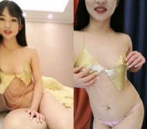 極品美少女模特 性感金色比基尼 水晶屌深喉插嘴 全裸塞肛塞淫水好多