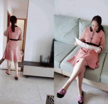 【1月新品】，海角母子亂倫大神【一個腳印花】付費鑽石貼，趁醉酒終於進入我媽的身體，後面弄醒了