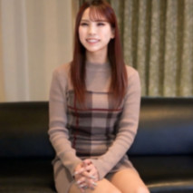 【無】超美型的冷酷美女身材出眾美腿苗條身材！但說話時總是面帶微笑，形成鮮明的對比。她有點受虐傾向，會用吸盤式震動器反覆達到高潮！吞精和內射