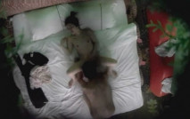 酒店稀有綠葉樹皮房偷拍 大塊頭哥下班約炮單位模特身材時尚美女開房吃快餐