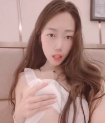 清純小姐姐色色的