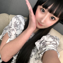 美尻♡美脚♡ F罩杯護士♡隨著多次高潮，她的身體抽搐乞求在緊緻的小穴裡中出♡她可能懷孕了♡