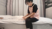 王先生探花-3000約操含蓄的日本妹子！妹子身材豐滿長相甜美，日本來的 服務和技術就是好 性格還很溫柔，只惜沒聽到她喊 雅蔑蝶