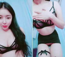 一顆淚痣極品美女！性感身材包臀裙！開收費秀一波，撩起裙子抖臀，揉搓水多嫩穴，低低呻吟騷的很