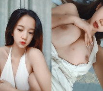 東北小妹清純又風騷，顏值還很高，玩的敞亮聽指揮，性感的奶子又嫩又大，逼逼粉嫩水又多，自慰騷穴舔淫水