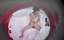 上帝視角27號房 大奶紋身姐姐情趣圓床被打樁了 奶子上的紋身挺好看的 終究是被男人灌精的結局