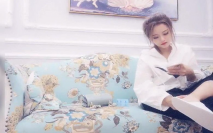 很有風情的嫵媚小姐姐約到酒店 好撩人雞巴立馬沖動猛力操的嬌吟