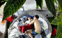 【酒店偷拍】小情侶後續，床上翻來覆去，無聊來一發，扒掉內褲調情，張開雙腿一頓操