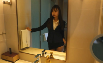 模特私拍流出 學院派系列-極品長腿氣質女模私拍~各種透明絲襪制服~重頭戲在最後足交摳逼道具逼形不錯就是有點黑