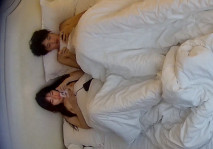 流出酒店偷拍 大學生情侶半夜入住幹一炮休息好中午起來繼續幹