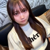 經驗少♡白皙肌膚D杯♡大學一年級♡隨著反復高潮，繪里奈的身體高潮痙攣♡在5個姿勢中被中出。