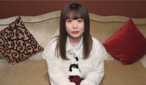 【傳說級】綾醬。叔叔的雞巴服務大量暴發。溫柔完美的粉紅色陰部被大量中出。