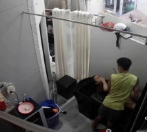 黑客破解監控偷拍 欲姐少婦去有特殊服務的髮廊洗頭被小鮮肉掐著脖子摳逼舔穴高潮捂住嘴巴不敢叫出呻吟