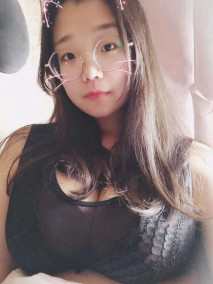 我的巨乳女友
