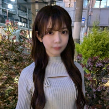 錯過末班車牙科助手，她白皙的乳房和柔軟的陰部被活塞猛烈地撞擊