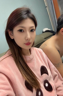 【S級泄密】在吉林長春南關區霓虹夜色中，戶外露出，極品身材符文戰士露臉顏值母狗「趙彤」這朵探探上的野花綻放得淋漓精緻