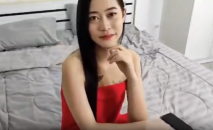 漂亮美女吃雞啪啪 被大肉棒無套輸出 騷叫不停 內射