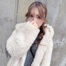 我又來了！敏感的身體在活塞無情的衝擊下不斷發出銷魂的尖叫，一位美麗的人妻，足以媲美任何模特的國寶級美女，在一段不倫的密會中經歷了多次高潮