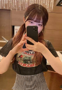 皮膚白皙152cm可愛的化妝品店員。打動男人心的表情動作真的很萌！用能接受全部欲望的天使進行性處理的幸福度太高了♥兩情相悅♥