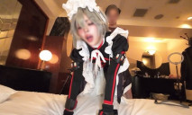 【限量版，完全無修正】擁有數萬粉絲的純潔網紅，展現了她不為人知的一面。在同人誌結束後，溫柔地吞噬了一根陰莖，上演了一場甜蜜又略帶虐待意味的性愛♡