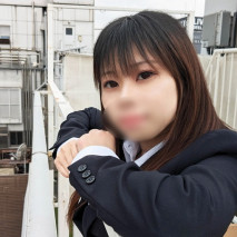 剛畢業下屬被帶去鄉下出差，優秀下屬連晚間娛樂都和中年大屌一夜歡愉[無]