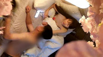 新年1-1元旦最新酒店偷拍！很害羞又愛乾凈的清純鄰家型女孩白天和男友打一炮後 晚上研究蛋蛋，打第二炮 終於不蓋被子了