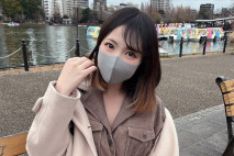 首次攝影！！ 限定版！！【無修正】某知名汽車用品店工作的看板娘露出性欲的連續陰道內射精！！ 平時被黃色制服遮住的Ecup一邊搖晃一邊認真發情喘息的連續絕頂壓軸