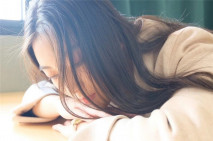 被金主爸爸們包養的美女大學生 私密生活被曝光