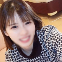 【無】第一次玩！ 那個某高級外國汽車經銷商的美女接待小姐變身為可怕的淫娃！ 用唾液把大叔弄得一團糟～她的乳頭在床上被無情地玩弄，被玩壞了！