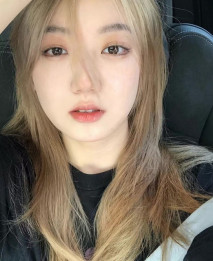 我的美妝女友被幹的時候都喜歡叫爸爸