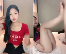 純欲系天花板，甜美少女酒店約炮，一線天饅頭B，脫掉褲子直接開幹，懟入粉嫩小穴，一頓輸出，進進出出爽翻