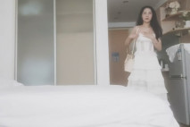 9-4新片大神探花辟帝酒店約炮 白衣少婦氣質極佳 長腿美臀秀色可餐