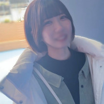 【應屆畢業生23歲女孩/發情】遊樂園的苗條身材痙攣個不停！ 不要忘記激烈的振動，最後在陰道深處播種！