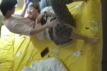 大學城 主動水嫩的女友撅著屁股 等著男友幹 一下午2炮 然後退房