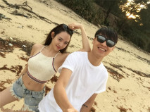 身材豐滿的美女留學生和男友啪啪被曝光-1