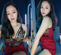 極品御姐~裸舞天花板~極品鋼管舞~【台灣小飄飄】極致誘惑~眼神會勾人，男人最愛，強烈推薦！